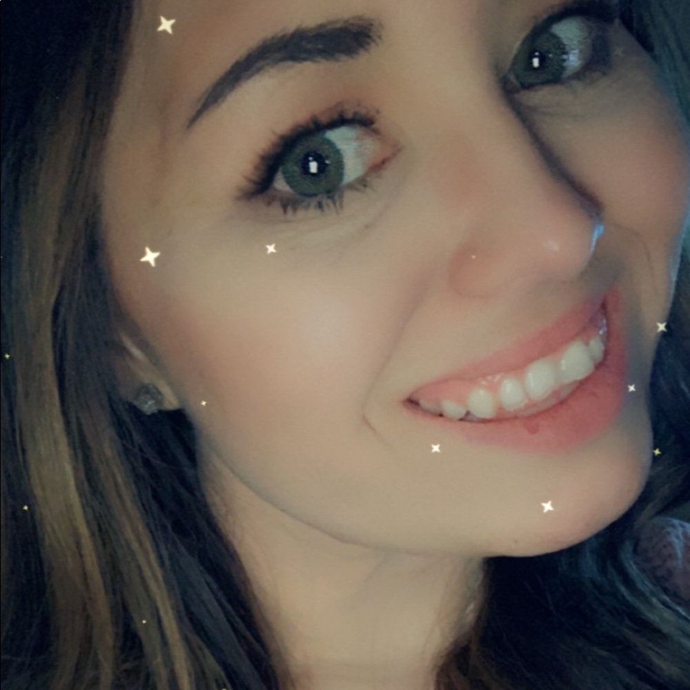 Meet your Posher, Jessica